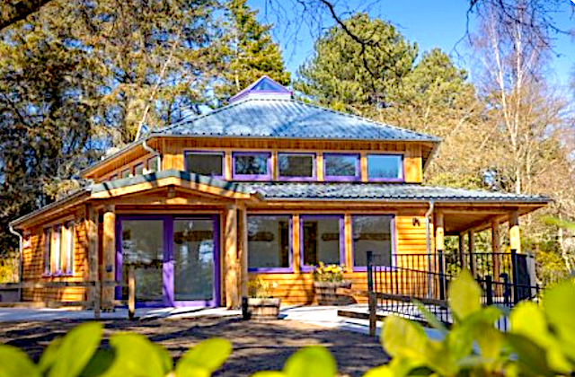sidereal42's tweet photo. As RP4 #FindhornFoundation in  ABD/ Moray🏴󠁧󠁢󠁳󠁣󠁴󠁿 am sad 2announce FF sold  Cluny2 London hotel , but a tiny community still  keeps vigil @FindhornBay will hold Light of Findhorn Sanctuary Opening Ceremony 20 Apr 4:00 PM - Mon 21 Apr 12:00 PM: ALL FREE -https://t.co/cNmkXNpAZk https://t.co/W6WWAsufpM