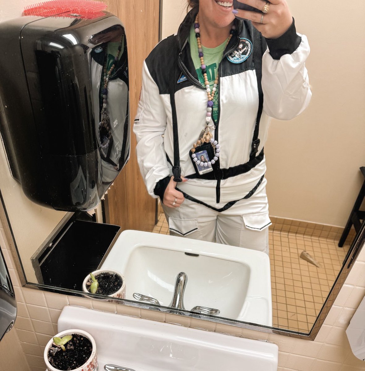 Morgan Lindsey tweet media