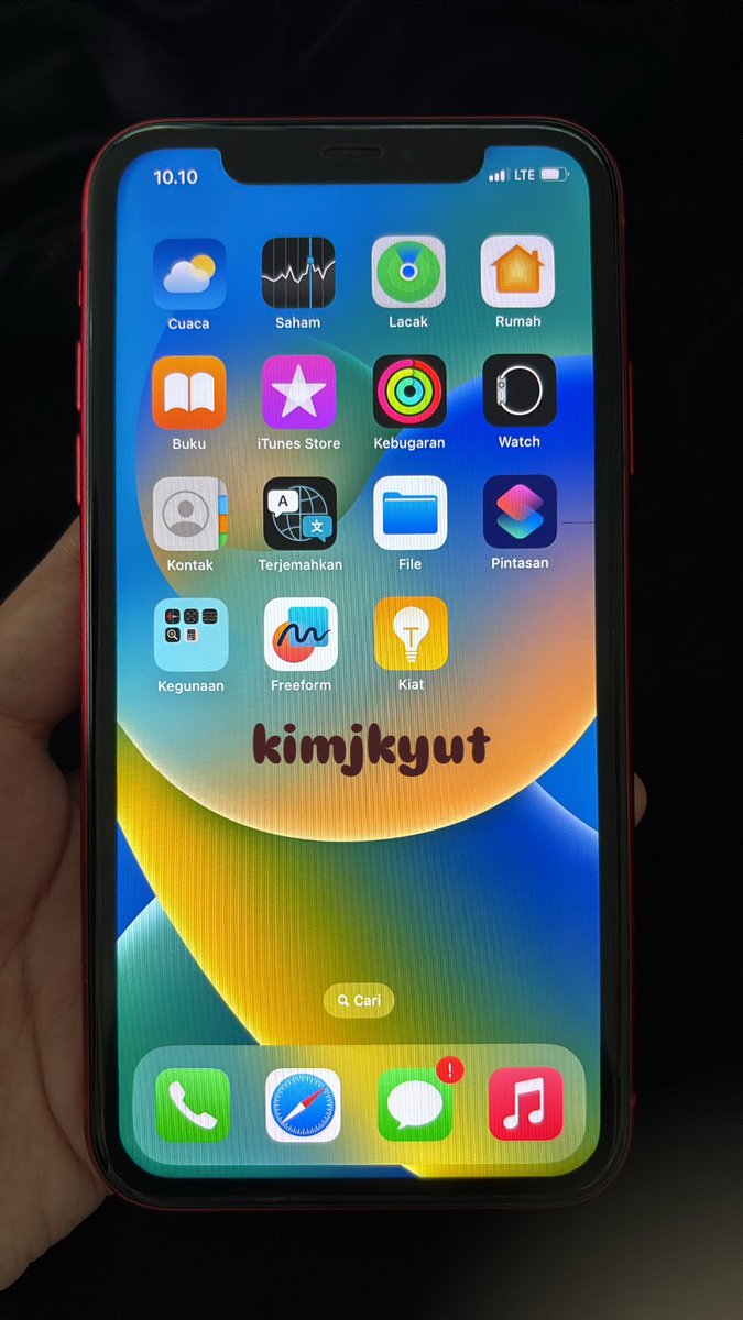 kimjkyut's tweet photo. WTS / want to sell

Iphone 11 256gb ex inter

•face id true tone on 
•body no minus, kamera, fungsi all aman
•BH 76% (blm pernah service)
•free case buanyakk poll ✨
•sejauh ini sinyal aman

price 3jt 

📍prefer cod cileungsi, cibubur

tag. wtb wts iphone https://t.co/ly821e2dWq