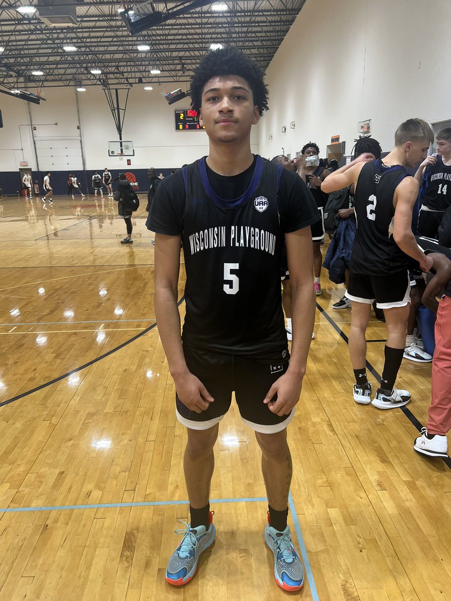 Big Tim (@tdc200) on Twitter photo Class of 2026 6’5” combo guard <a href="/Jakari_smith5/">Jakari smith</a> of <a href="/WisconsinPGC/">Wisconsin Playground Club</a> 17U IS AN ABSOLUTE KING OF BOUNCE!!! Caught an alley oop where I still don’t believe he caught it and dunked it!! He was OVER THE TOP OF THE SQUARE!! 13 points in win over <a href="/Coachmcmurray/">Andre McMurray</a> . #rlchicago <a href="/RL_Hoops/">RecruitLook Hoops</a> Class of 2026 6’5” combo guard <a href="/Jakari_smith5/">Jakari smith</a> of <a href="/WisconsinPGC/">Wisconsin Playground Club</a> 17U IS AN ABSOLUTE KING OF BOUNCE!!! Caught an alley oop where I still don’t believe he caught it and dunked it!! He was OVER THE TOP OF THE SQUARE!! 13 points in win over <a href="/Coachmcmurray/">Andre McMurray</a> . #rlchicago <a href="/RL_Hoops/">RecruitLook Hoops</a>