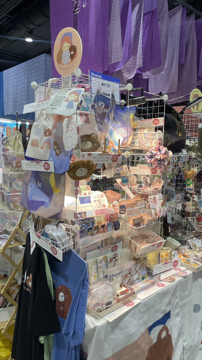 Krobear's tweet photo. 3วันสุดท้ายของงานค่า 
(งานหนังสือเพิ่มวันที่8เมษาอีกวันน้า)
AC21 Krobear ตรงข้าม T28 โซนผ้าม่วง 
มาเลย!! 
#งานหนังสือ68 
#งานหนังสือ https://t.co/PpT5nAQ5Yu