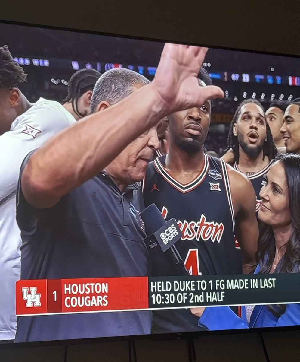 t_thomas731's tweet image. Wow. Duke just collapsed and fell apart the last 2 minutes of this game. That’s insane. Ouch. This pic says it all.   #NCAATournament #finalfour2025