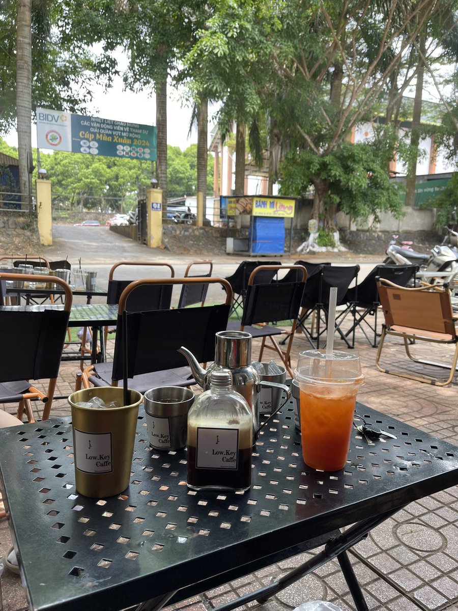 Làm xí Vitamin Phê
#Lowkey #Daklak