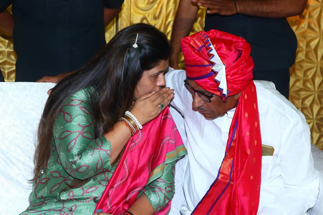 SangramGite's tweet photo. #अभिष्टचिंतन 💐✨
 ऊर्ध्व कुंडलिका प्रकल्पाचे शिल्पकार, 
संस्कार शिक्षण मंडळ स्थापन करुन मोफत शिक्षण पोहोचवणारे. 
सरपंच, पंचायत समिती सभापती, जिल्हा परिषद सदस्य व आमदार असा टप्पा पार करणारे निस्वार्थी मा.आ. श्री. केशवदादा आंधळे यांना वाढदिवसानिमित मनपुर्वक खुप खुप शुभेच्छा !! https://t.co/Fp9k5PLxe9