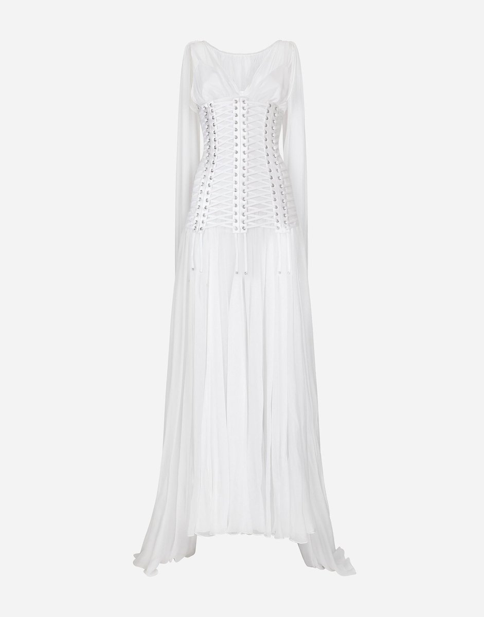 #christinaaguilera attended the Breakthrough Prize Awards on April 5th, 2025. Christina wore this long white chiffon dress with corset details by Dolce &amp; Gabbana from the Spring/Summer 2024 Collection ($12,700) 🤍
