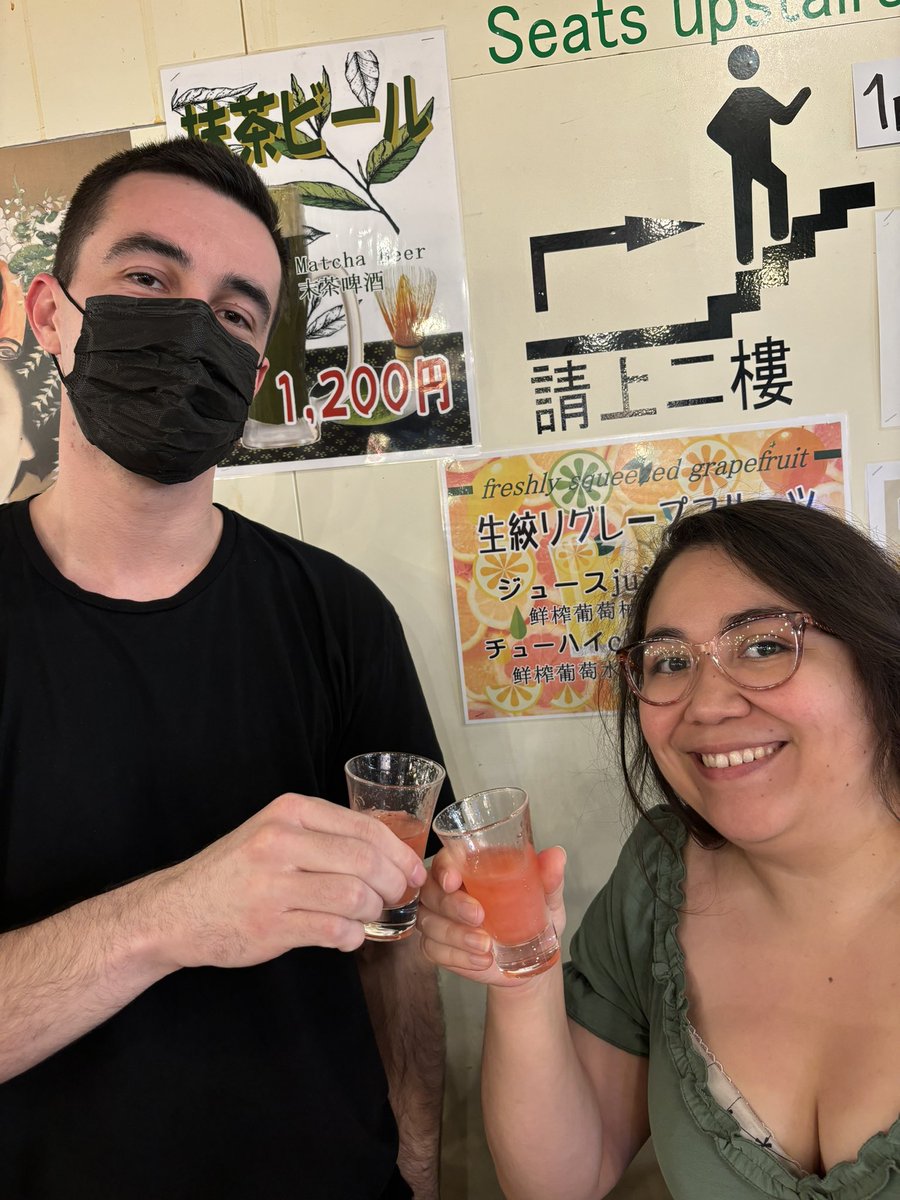 SnowstormLVG's tweet image. Yo no way is that the @_damass !?! We love Vegas!!!