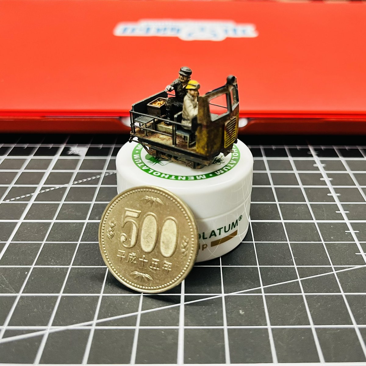 mercurysquad_jp's tweet image. 事務所（ってか作業場）を久々に
制作と制作の合間に片付けてたら
懐かしいモノが出てきましたʕ•̫͡•ʔ•̫͡•ʔ
お前そんなとこに何年もいたのか！？
ってな感じでした知らんけどwww
