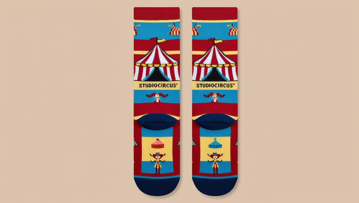 circustanaka's tweet photo. goods idea
socks
#studiocircus
#musicschool
#originalsocks https://t.co/3J2hOTBPYP