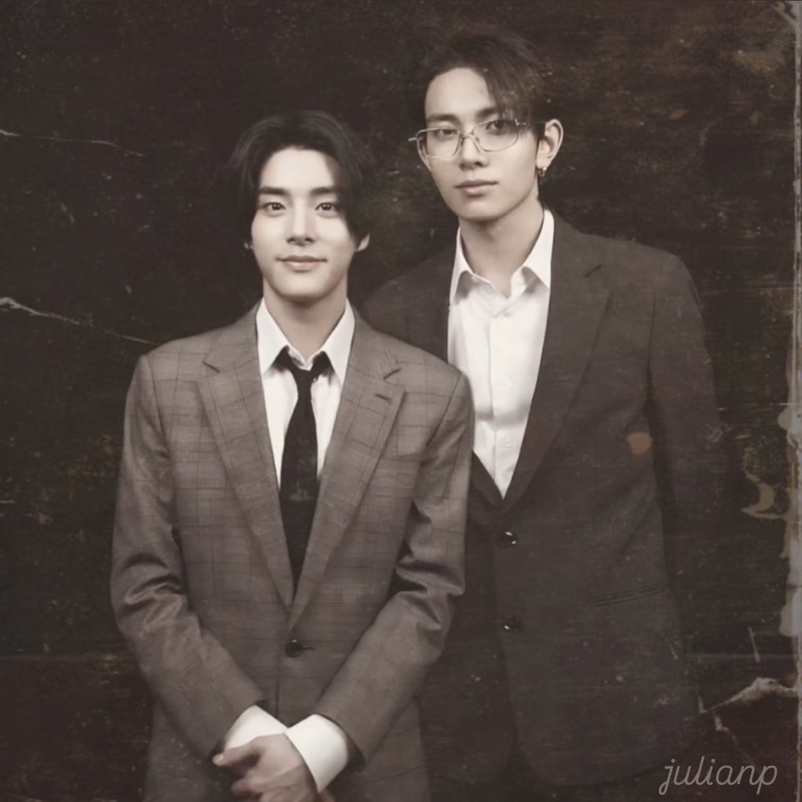 __julianp's tweet image. ขอบน้ำขวางหน้า ขอบฟ้าขวางกั้น
บุพเพยังสรรค์ประสบ ให้ได้พบสบรักกันได้
ห่างกันแค่ไหน เขาสูงบังกั้นไว้ รักยังได้บูชา