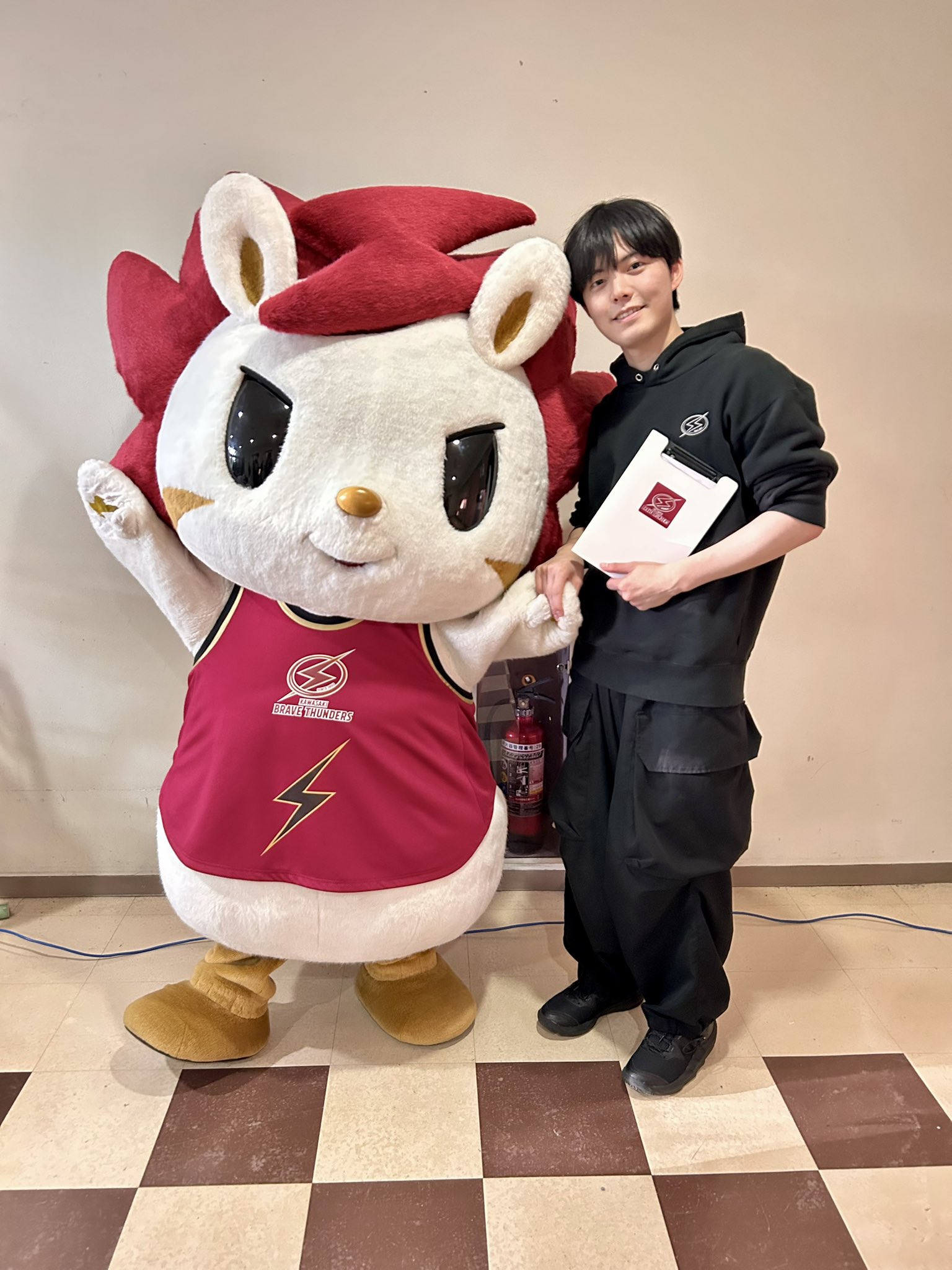 猫柳本線ポケット会員限定　リフレクターキーホルダー　10/29大阪城ホール赤 野島透也 on X: 