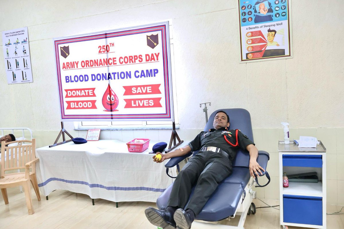 pro_defence's tweet image. #NationBuilding #VajraTuskers celebrate #250thArmyOrdnanceCorpsDay. Conducted Mega Blood Donation and awareness campaign @FerozepurMilStation
It reinforces the bond between soldiers and citizens reflecting a strong commitment to national service @adgpi
@westerncomd_IA