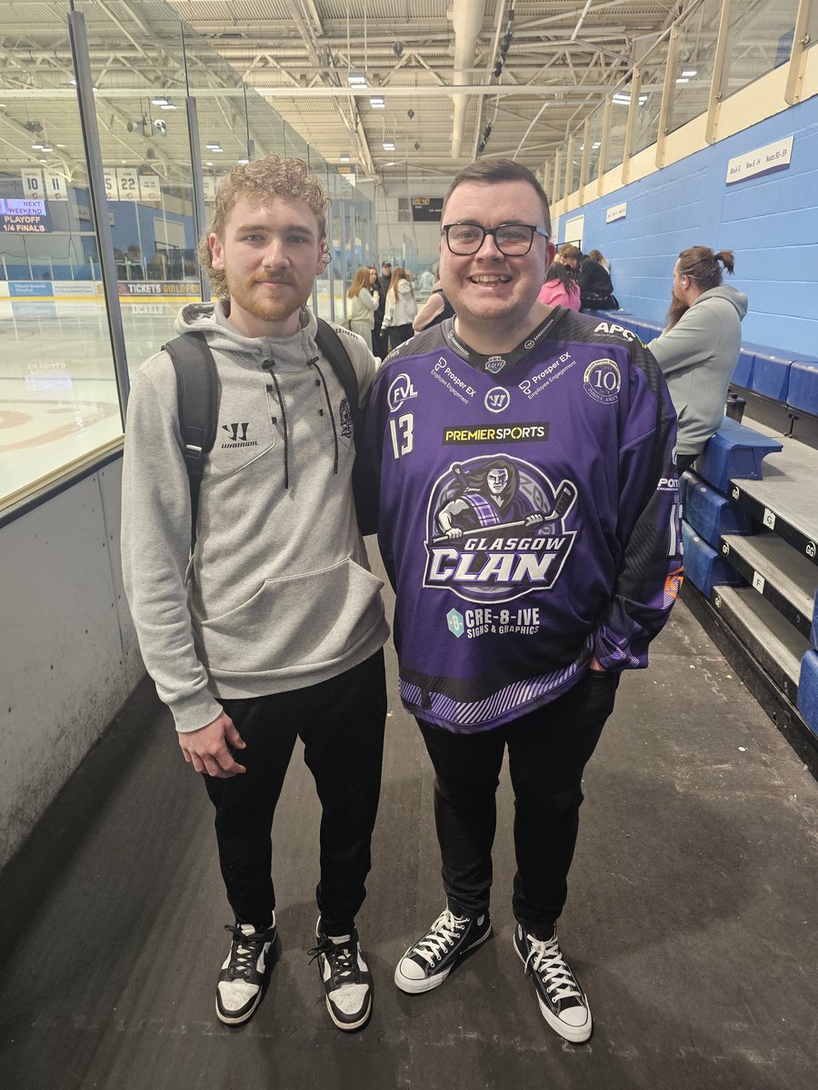 First away trip to Guildford and a superb win to round of the league season 🙌 Played brilliantly considering we were missing a few players aswell 💪

Great to meet Lucas after the game as a bonus! 🟪⬜️🏒