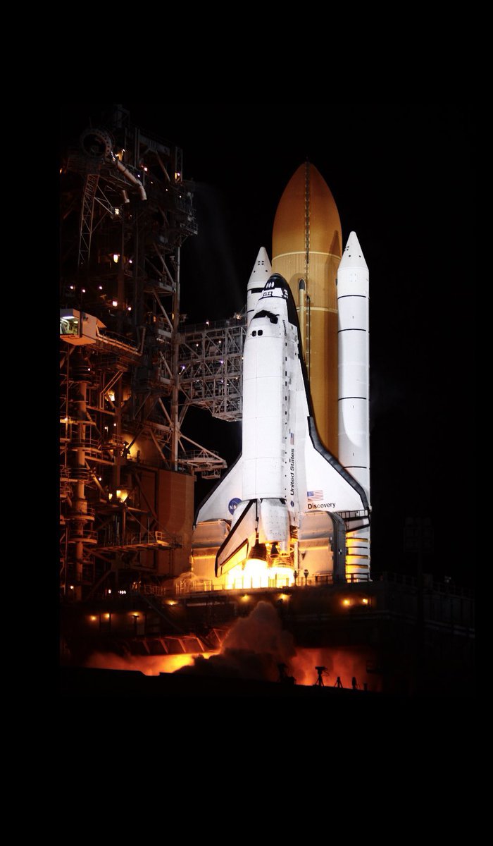 billmeco's tweet photo. #OTD 15 years ago #SpaceShuttle #Discovery #OV103 launched on the #STS-131 Mission to the #ISS. https://t.co/727CMq4dnZ https://t.co/Ogbx1Pyfwn