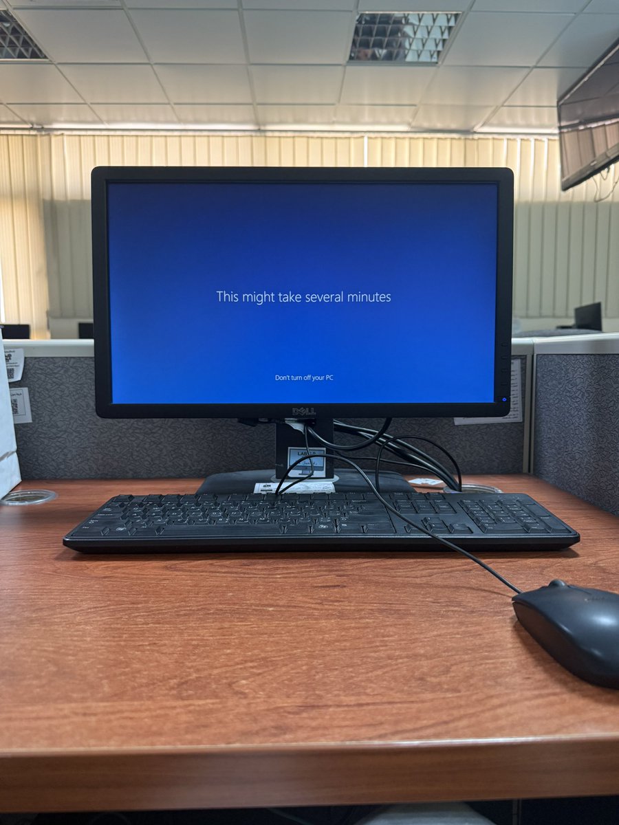 صباح العودة
اللهم إني اسألك البركة و التوفيق والتيسير🤍