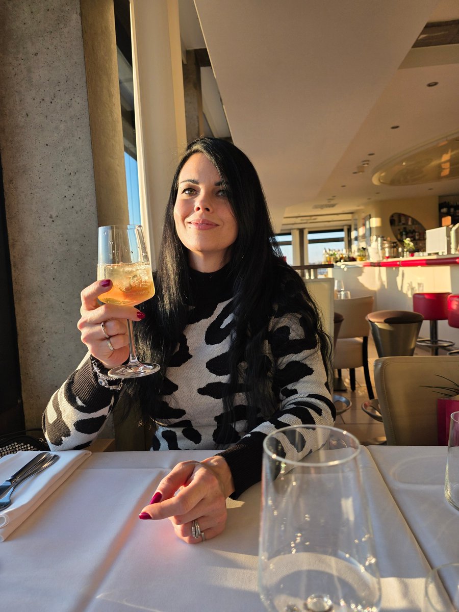 MistressMoore FinDom tweet media