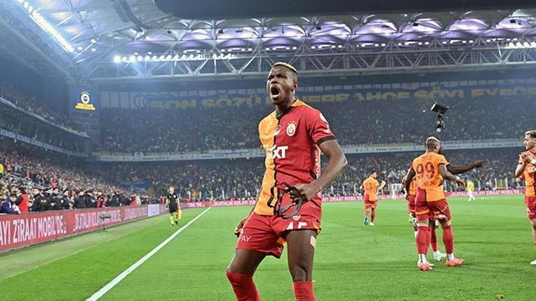 İngiliz basınında yer alan haberlere göre, bir başka Premier Lig devi Liverpool da Victor Osimhen için devreye girdi. İngiliz gazetelerinde yer alan haberlerde Liverpool yetkililerinin geçtiğimiz hafta Osimhen’in temsilcisiyle görüşmelere başladığı belirtiliyor.