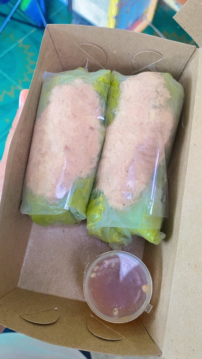 samyangrolls's tweet photo. Bismillah,
Halooo, mau coba jualan di X siapa tau ada yang mau jajan 😁
Kita punya best seller di Spring Roll Tuna Mayo &amp; Ayam.

📍Bandung Barat (deket Kantor Bupati) 

Tersedia juga di Shopeefood, Gofood &amp; Grabfood, nama nya DNS FOOD.
@KomunitasMurah 
#springrolls #bandungbarat https://t.co/2LAp7lxBwo