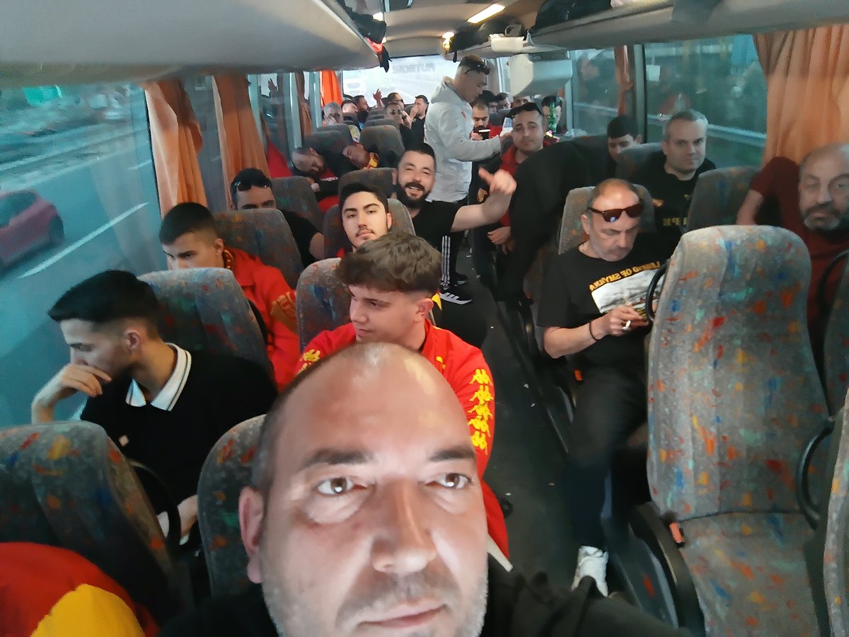 Günaydın hayırlı pazarlar olsun keyifle cümlemize inşallah ❤️💛