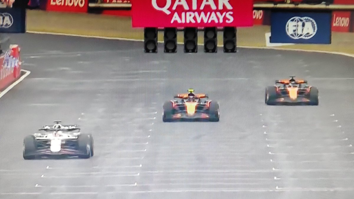 Se puede decir ya que la carrera fue un embole o todavía es muy temprano ???

😂

#F1の準備 #F1JP #Susuka #JapaneseGP #鈴鹿サーキット #f1日本GP #Sakura