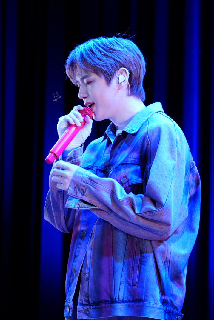 HappyDaniel1210's tweet photo. 250406 KANGDANIEL JAPAN FAN MEETING
Preview

앙콘주세용 🙏

#강다니엘 #KANGDANIEL
#姜丹尼尔 #姜丹尼爾 #カンダニエル #คังแดเนียล https://t.co/gUd8aMCbmd