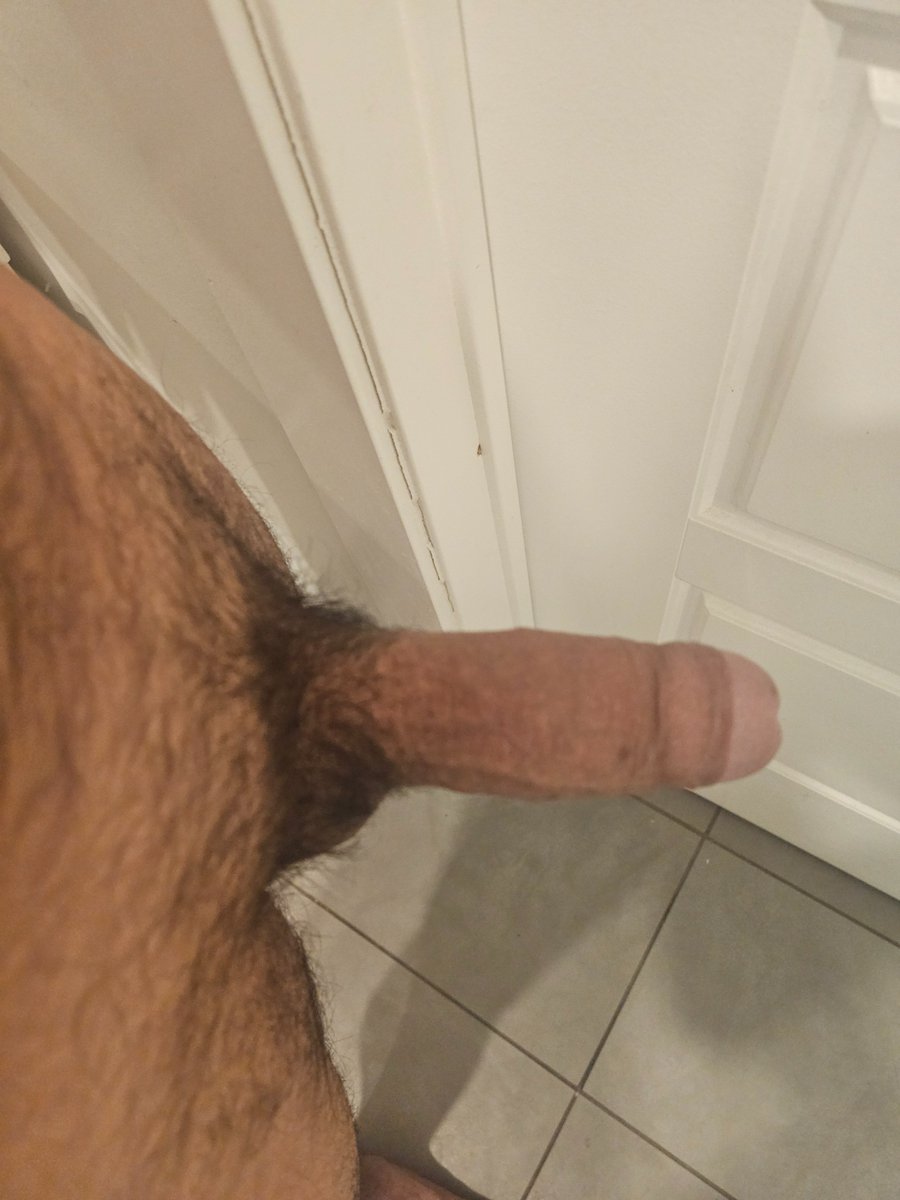 Mexman2024's tweet photo. anyone wants? I'm horny https://t.co/1aLsPdJRVi