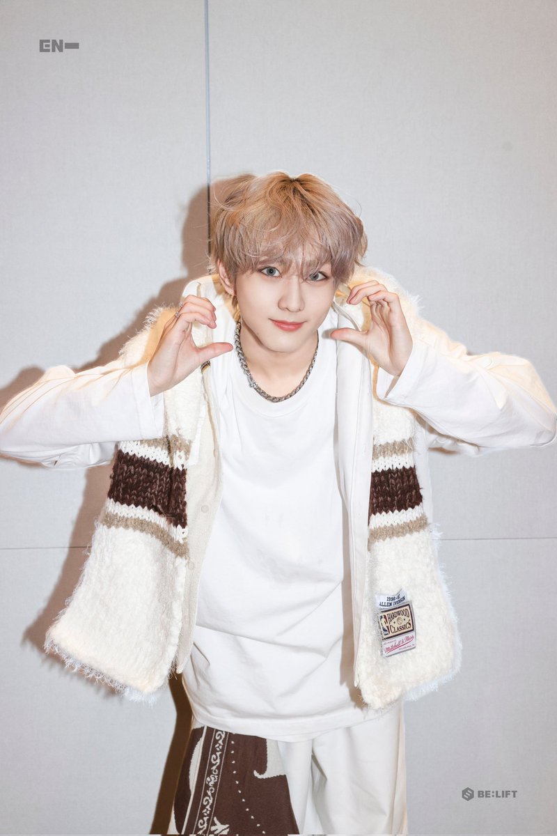 私の推しは白がよく似合うんです🥹🤍
 #白の日