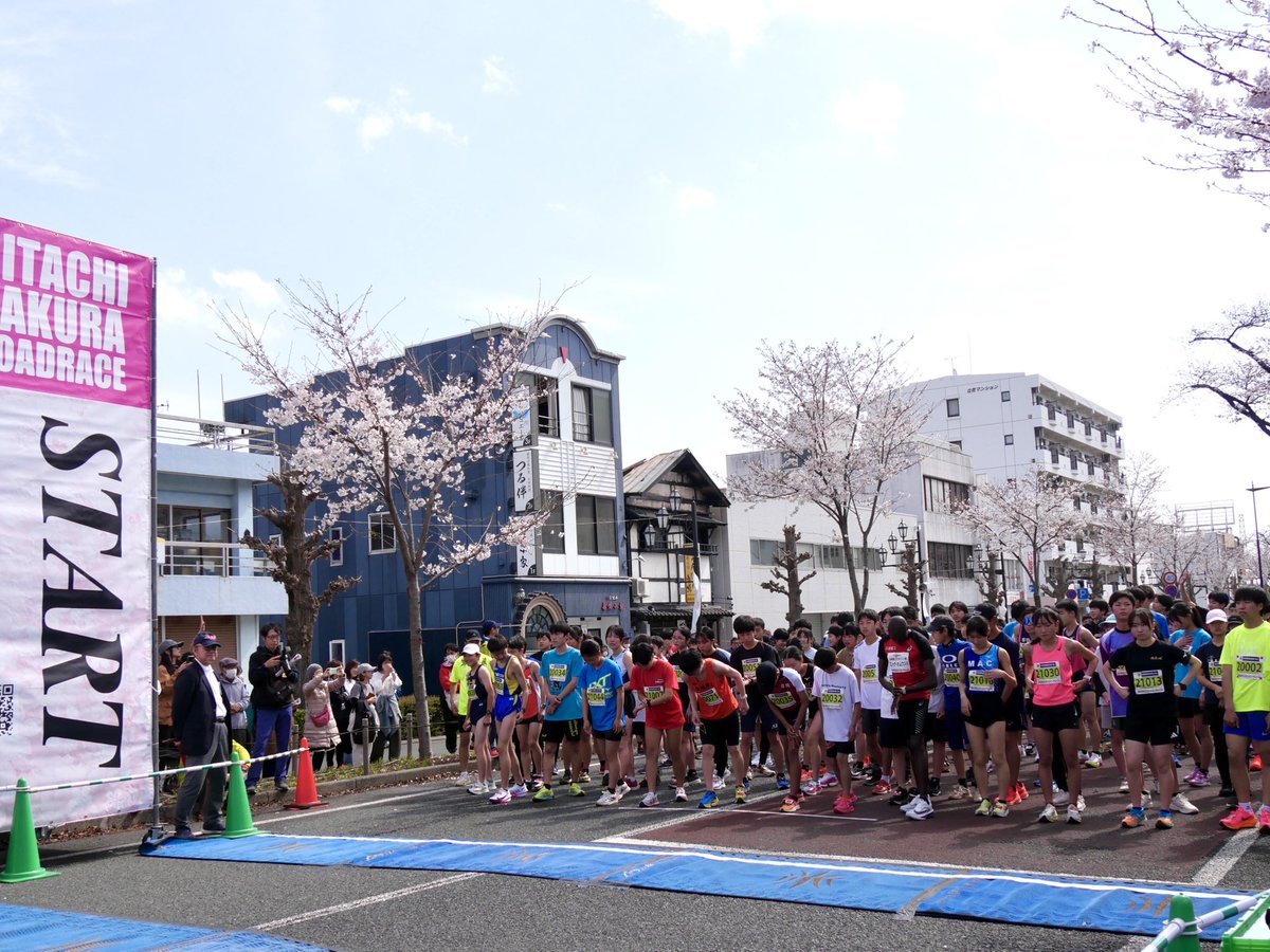 mhings_marathon's tweet photo. 4/6 #日立さくらロードレース2025 🌸

ゲストランナーとして、ペースメーカーとスターター😊を務めました🏃‍♂️

参加ランナーの皆様、大会事務局の皆様、お疲れ様でした＆ありがとうございました‼️ https://t.co/7kPgic2eBv