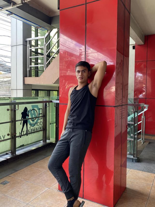 On duty na ulit,Halika na at mag relax sa <a href="/HorizonKamuning/">Horizon's Kamuning</a>
@Horizon_kmning2 
 3pm to 4am 
Thera Chad at your service 🙂‍↕️