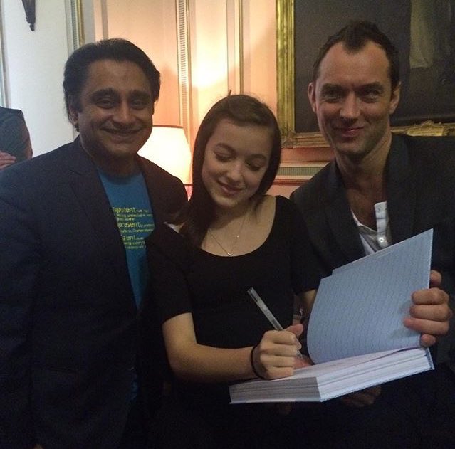Romany Gilmour (@romanygilmour) on Twitter photo Just finished letters live, thanks to everyone for making today so amazing! <a href="/TVSanjeev/">Sanjeev Bhaskar💙</a> <a href="/letterslive/">Letters Live</a> #judelaw Just finished letters live, thanks to everyone for making today so amazing! <a href="/TVSanjeev/">Sanjeev Bhaskar💙</a> <a href="/letterslive/">Letters Live</a> #judelaw