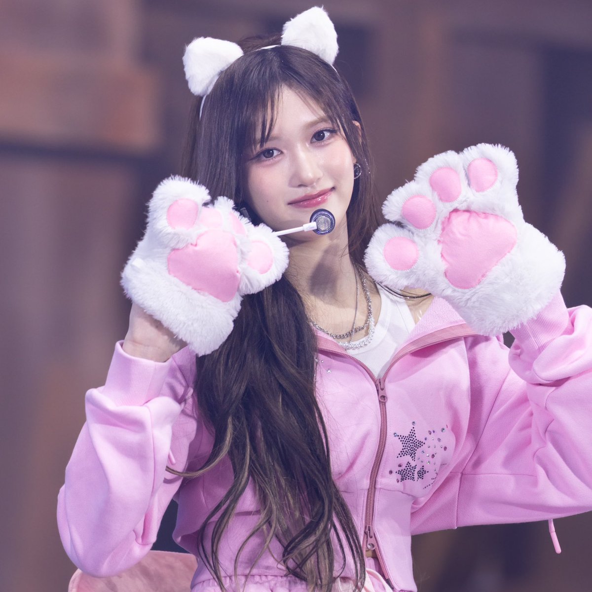picsleeseo_'s tweet image. pink kitty iseo 🐾

pcr: jusT_forleeseo