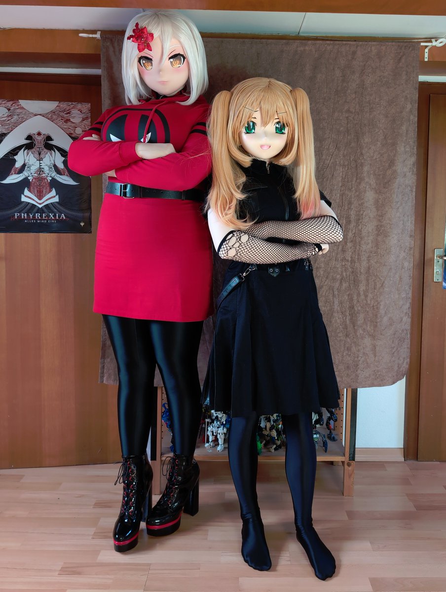 6" vs. 5"11 gang.

With <a href="/LeyaKigu/">Leya</a>