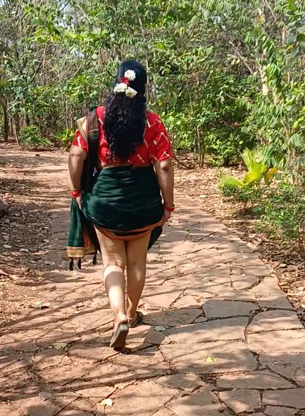 Lovelycouple tweet media