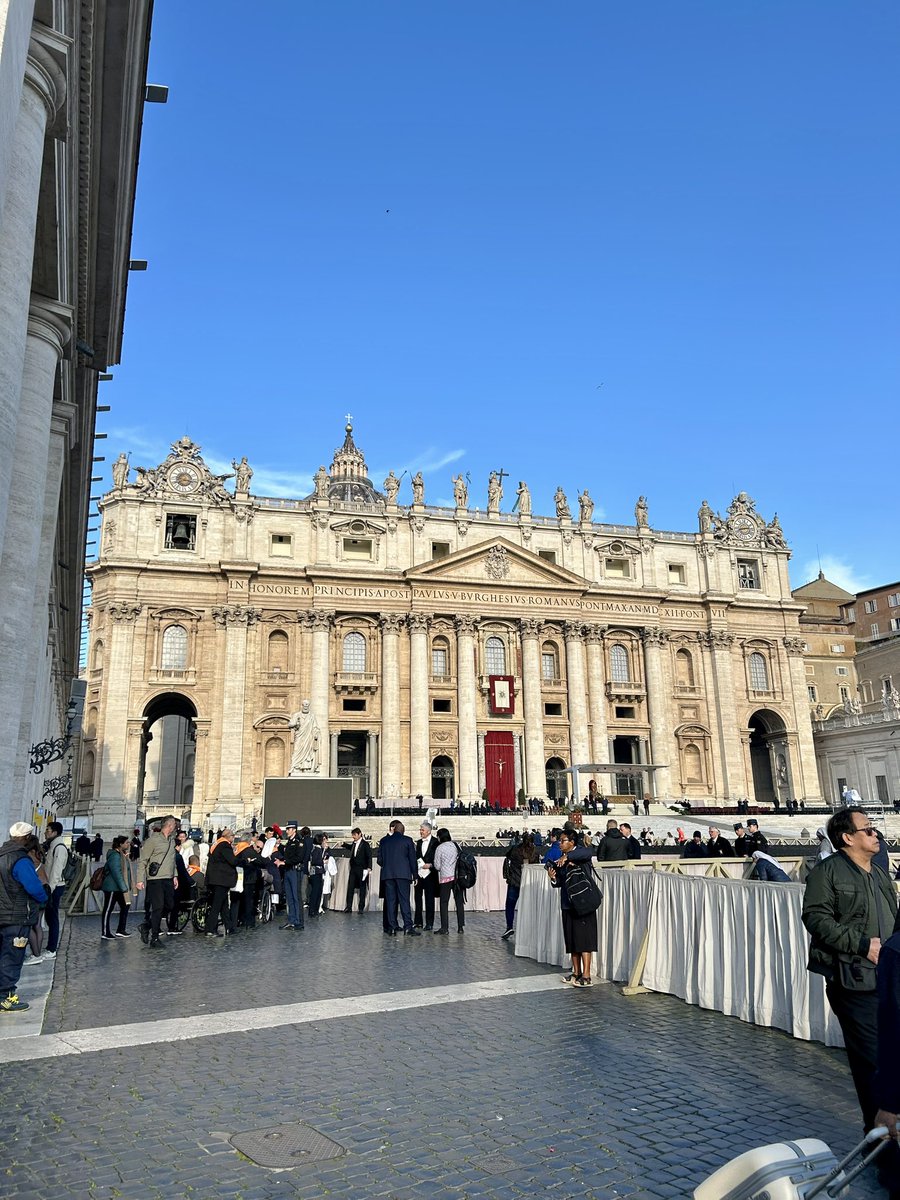 A very special Sunday Mass indeed! I am so grateful to be able to be at St Peter’s Basilica for Mass especially during the Holy Year 🇻🇦🙏🏻
<a href="/DiocesePaisley/">Diocese of Paisley</a> <a href="/DoPEducation1/">DoPEducation</a>