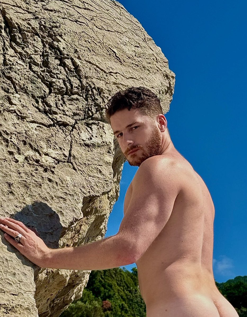 Valerio Natale (@valerio_natale8) on Twitter photo Manca poco al segno dell’abbronzatura.
Retwitta se trovi il segno dell’abbronzatura sexy. Manca poco al segno dell’abbronzatura.
Retwitta se trovi il segno dell’abbronzatura sexy.