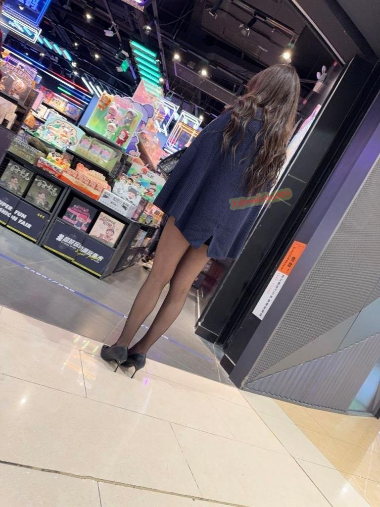 邻居姐姐丝袜日常 让我想入非非 https://t.co/M6ypk681eu