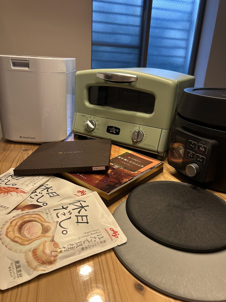 料理女子🥉➕審査員賞
たくさんの景品が届きました...🥹
本当にありがとう💗

どの家電も、
ただの家電ではなくて
応援してくれたみんなとの
思い出が詰まった宝物です。

本当に本当にありがとう！！
楽しかったねーー！！

これからも楽しんでいくよっ💓