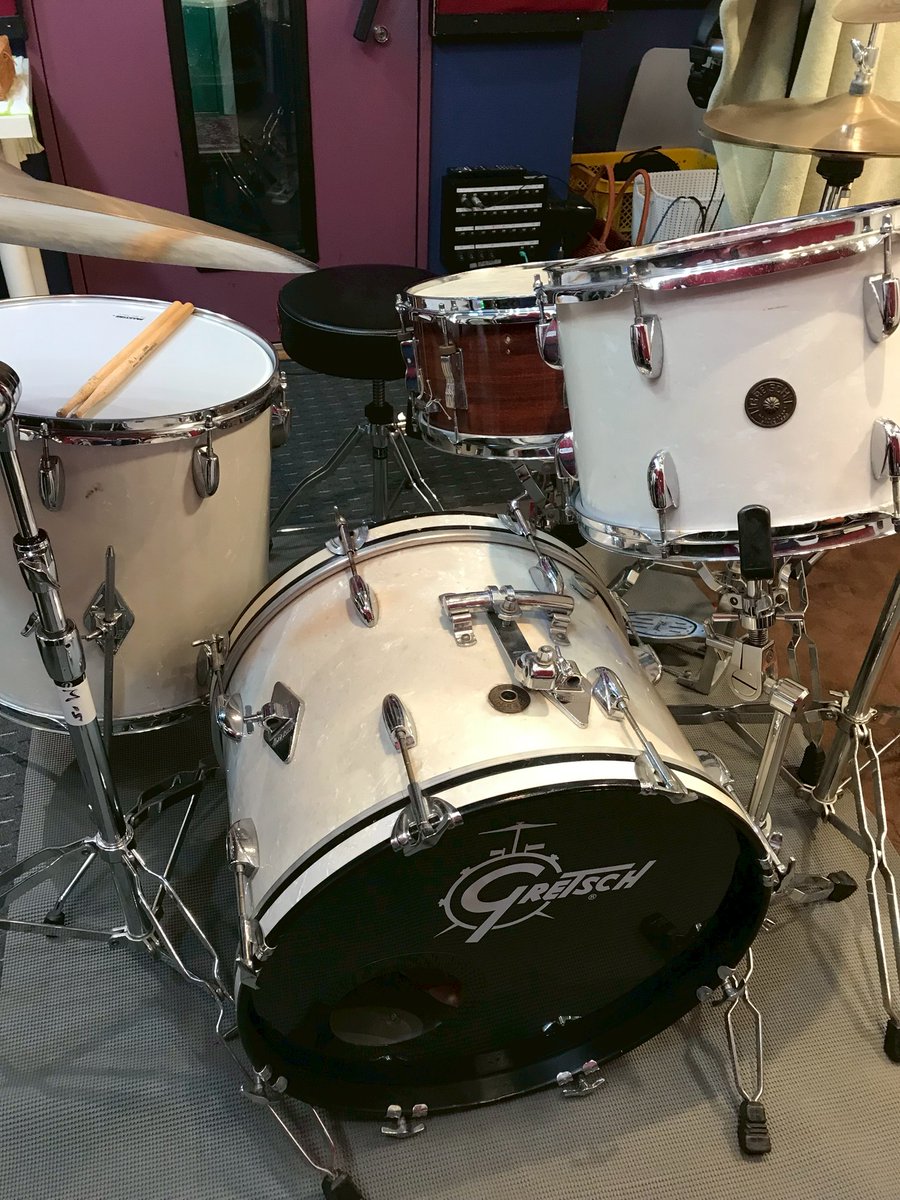 今日はスタジオのメンテナンス中にドラムの練習でした。
#ドラム #練習