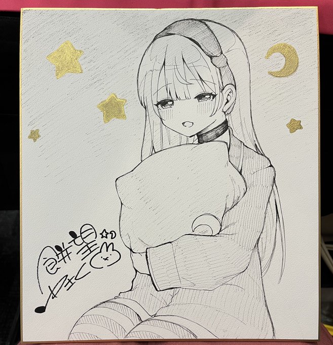 これはイベント中に描いてた色紙🌙
もうちょっと手を加えて、コミ1で出すと思います(*'꒳`*) 