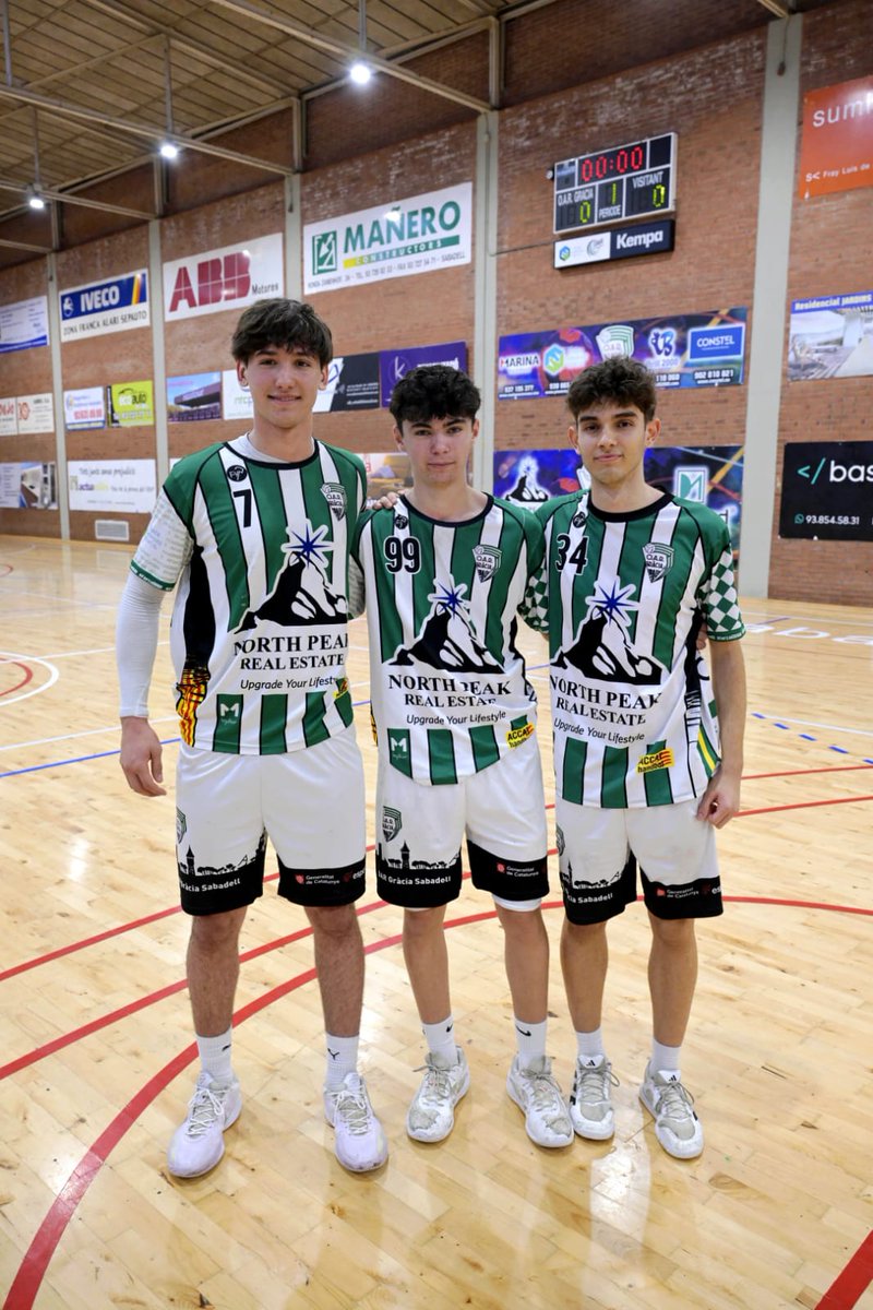 🤾‍♂️ Debut al 1a Nacional dels juvenils Pau Guimerà, Martí Monràs i Pau Fuster. Enhorabona.

#forçaOAR <a href="/SbdEsportEduca/">Sbd Esports, Educació i Acció Social</a> <a href="/esportcat/">Esports</a>