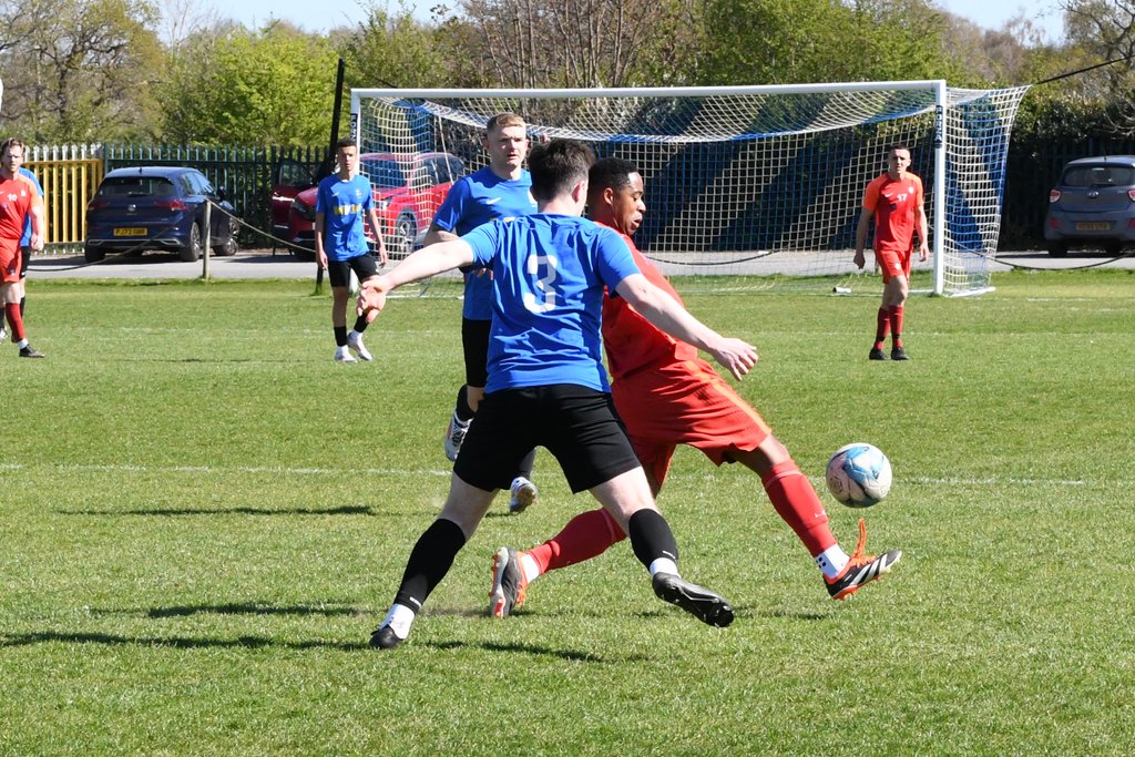 Billinge New Street FC (@billingefc) on Twitter photo Photos courtesy of <a href="/TerencePope4/">Terence Pope</a> of yesterday's tight game between <a href="/UptonJFC_Blues/">Upton JFC Open Age</a> v The Storks now online #UTFS #BNSFC
pitchero.com/clubs/billinge… Photos courtesy of <a href="/TerencePope4/">Terence Pope</a> of yesterday's tight game between <a href="/UptonJFC_Blues/">Upton JFC Open Age</a> v The Storks now online #UTFS #BNSFC
pitchero.com/clubs/billinge…