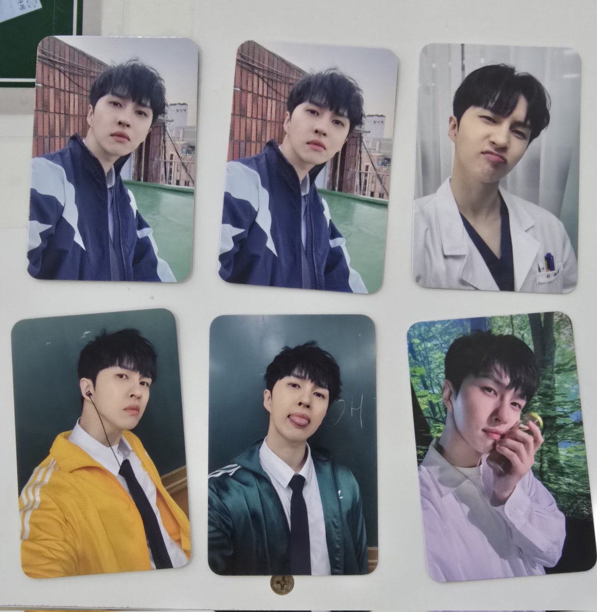 V_TOYSTORY's tweet photo. 제 왼쪽 포카로 오른쪽 파란동그라미 구해요!!
켄 재환 교환 포토카드 포카 https://t.co/OkSdleqycZ