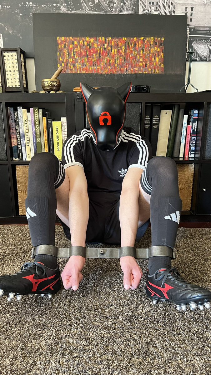 ⛓️Remise à l’heure d’été… 😇🔒
<a href="/Argos_world/">Argos</a> <a href="/furrjoi01/">FURRJOI</a>