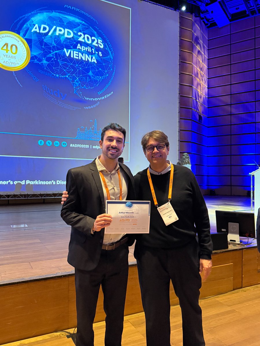 MacedoArthurC's tweet image. An intense @adpdnet week with two presentations, a Junior Faculty Award, and the best team 🧠 Thanks for an amazing time, Vienna!