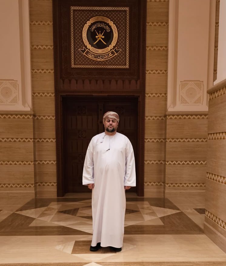 جانب من مشاركة جمعية المحامين ممثلة بالمحامي دريد بن مانع السعدون عضو مجلس الإدارة مع اللجنة المختصة بمجلسة الشورى لمناقشة مسودة قانون مؤسسات المجتمع المدني