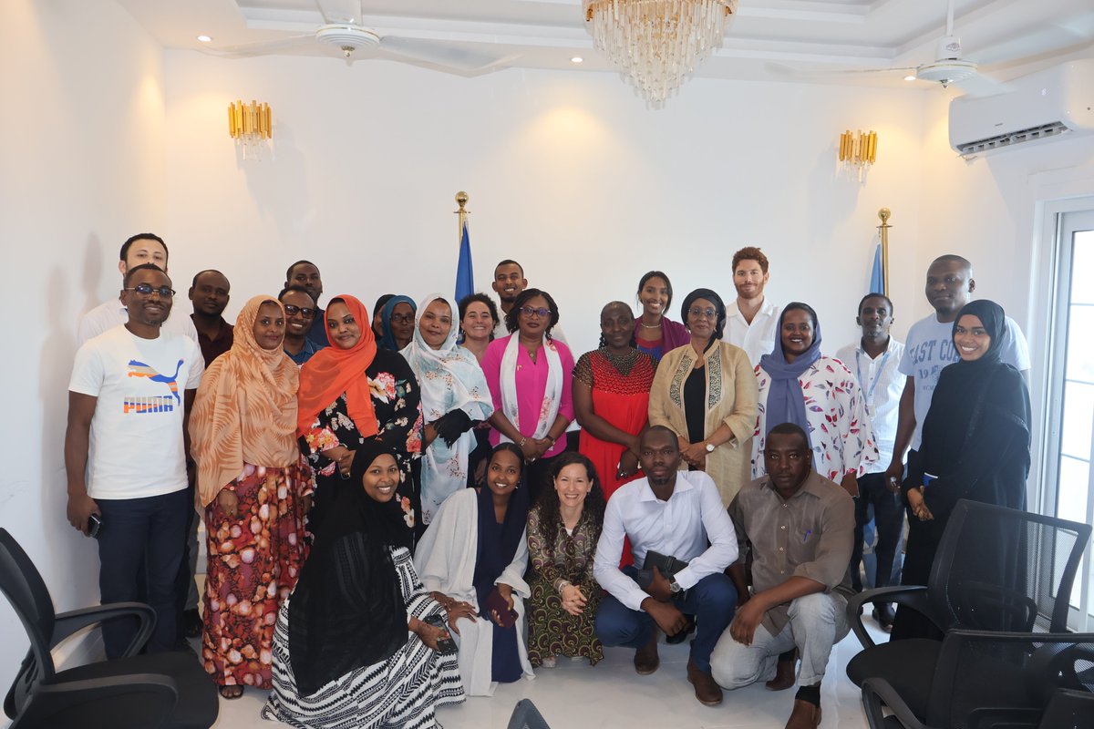 IOM Djibouti (@djiboutiiom) on Twitter photo La 5e édition de « Femmes qui Nous Inspirent », organisée par l'OIM 🇩🇯, a accueilli Emma N'Gouan-Anoh, représentante du <a href="/PNUDDjibouti/">PNUD Djibouti - UNDP Djibouti</a>, qui a partagé son parcours inspirant.
Un moment fort pour célébrer le leadership féminin et échanger sur l'impact des femmes dans la société! La 5e édition de « Femmes qui Nous Inspirent », organisée par l'OIM 🇩🇯, a accueilli Emma N'Gouan-Anoh, représentante du <a href="/PNUDDjibouti/">PNUD Djibouti - UNDP Djibouti</a>, qui a partagé son parcours inspirant.
Un moment fort pour célébrer le leadership féminin et échanger sur l'impact des femmes dans la société!