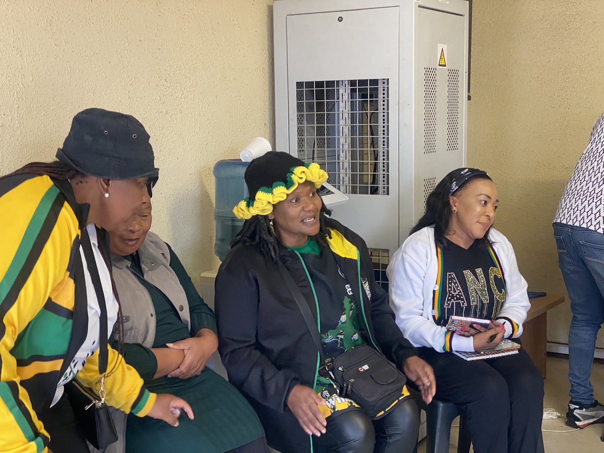 nomvulamoko_'s tweet image. The Branch is the basic unit of the of our Organisation. It is always so good to be in my branch ward 10, Abbsae Nkoe in the West Rand. 

#ThePeoplesMovment 
#ANCatWork