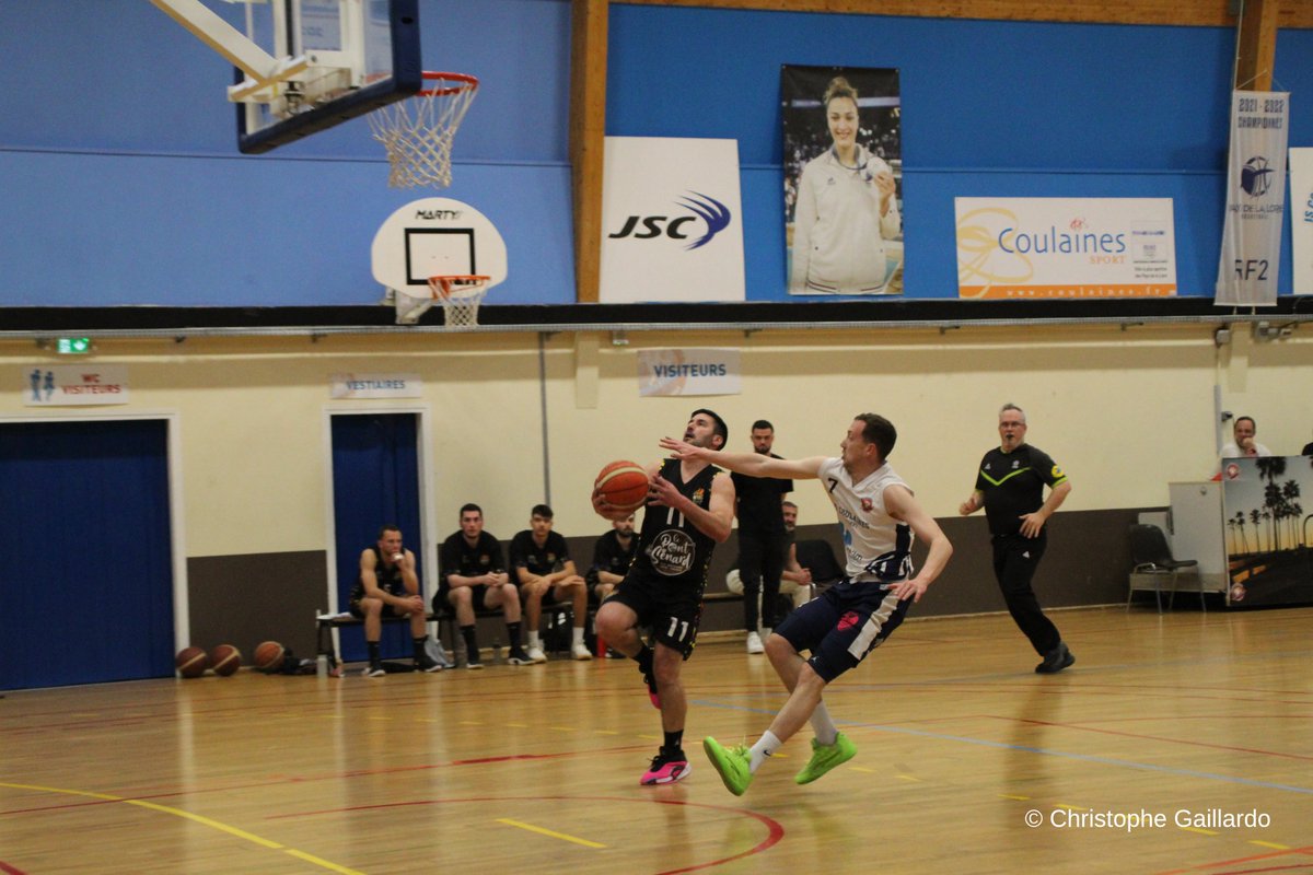Championnat Régionale Masculine Seniors - Division 2 - Poule A entre <a href="/coulainesbasket/">JSCOULAINES BASKET</a> et Montaigu Vendée Basket Club 2