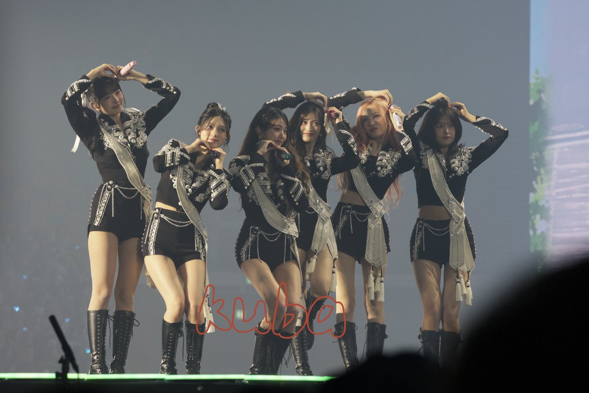 250406

#IVE #아이브