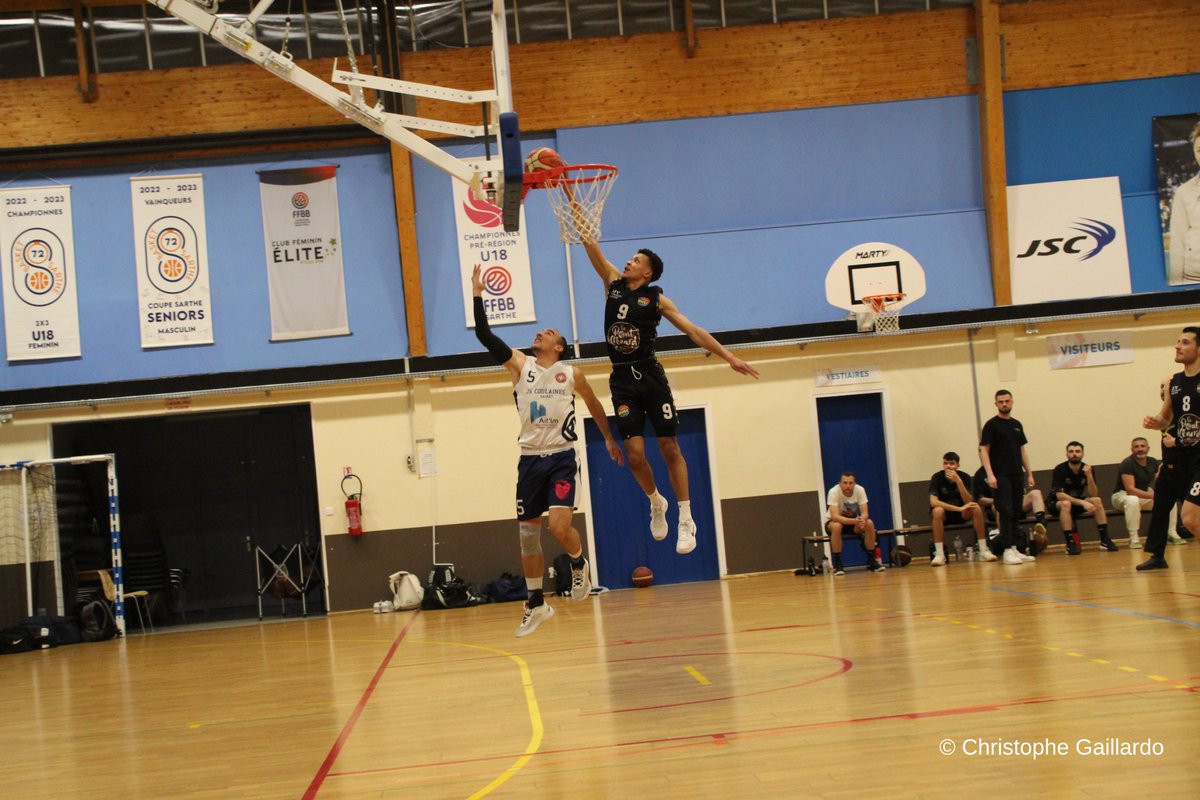 Championnat Régionale Masculine Seniors - Division 2 - Poule A entre <a href="/coulainesbasket/">JSCOULAINES BASKET</a> et Montaigu Vendée Basket Club 2