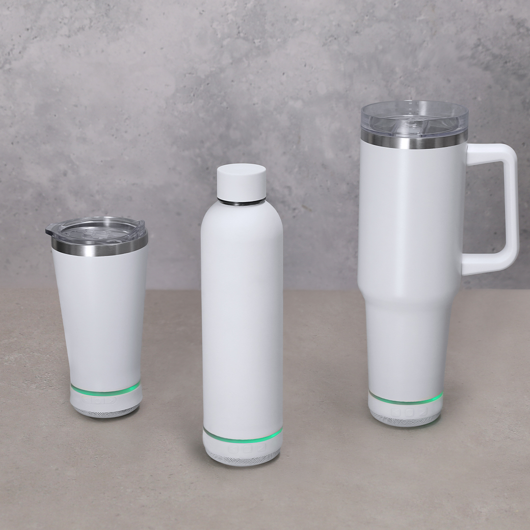 AlHadiyaUAE's tweet photo. A 1.25L thermal mug with an integrated Bluetooth 5.3 speaker, RGB lights, hands-free calls &amp; spill-proof lid. 🎶☕
Double-walled stainless steel + 3W sound + ultimate style = ✨
🔗 https://t.co/8u5HnLU40k
#SmartGifting #CorporateGifts #TechMug #DubaiBusiness https://t.co/DmJ4sZX0Sj